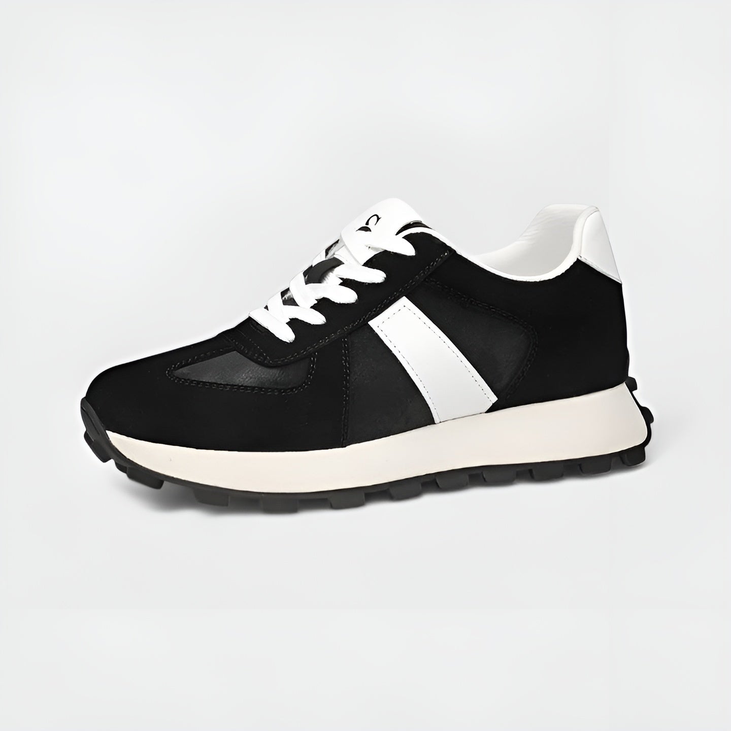 Black / 12