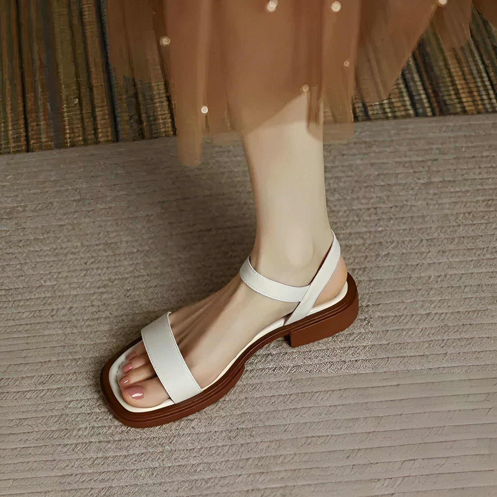White / 10.5