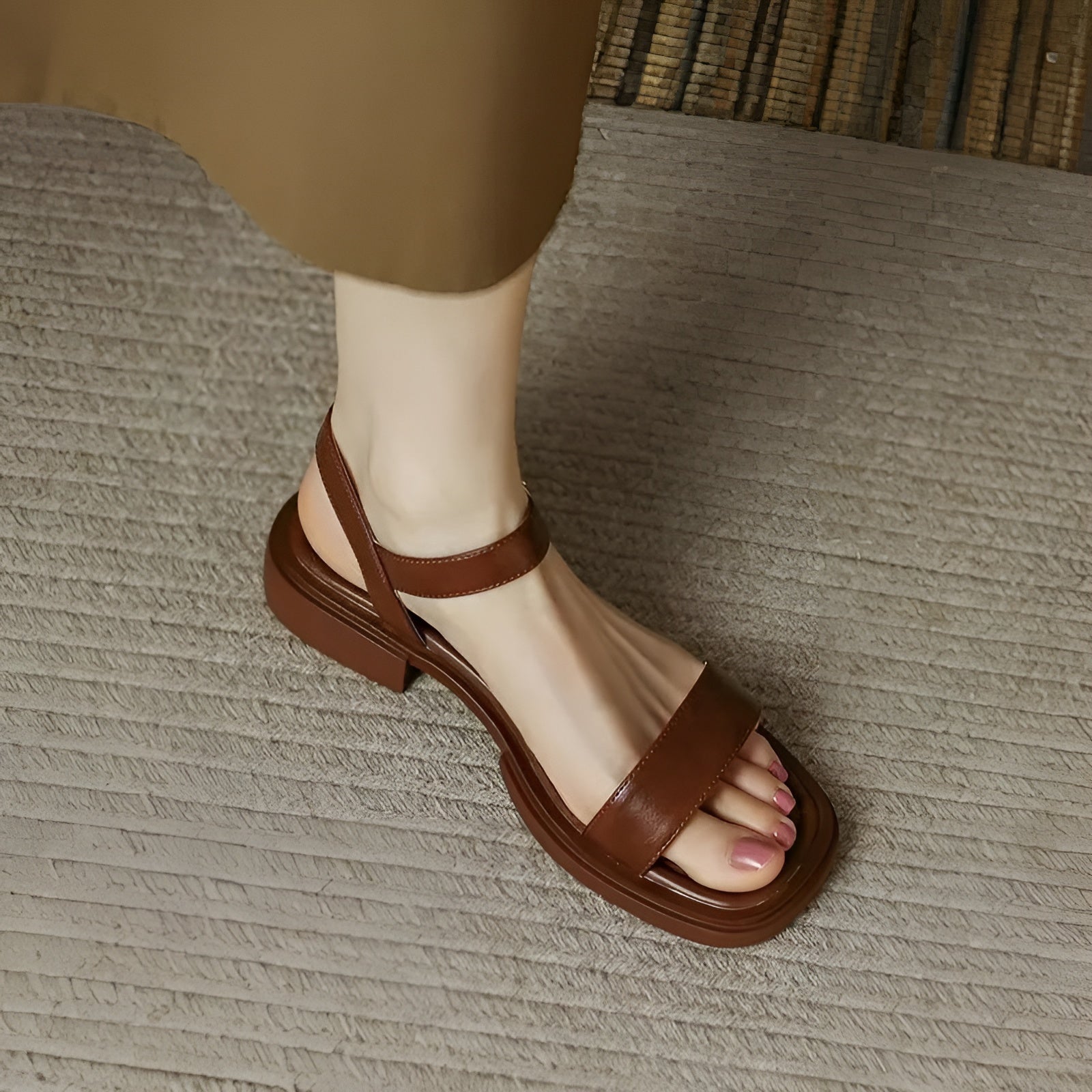 Brown (Most Popular) / 10.5