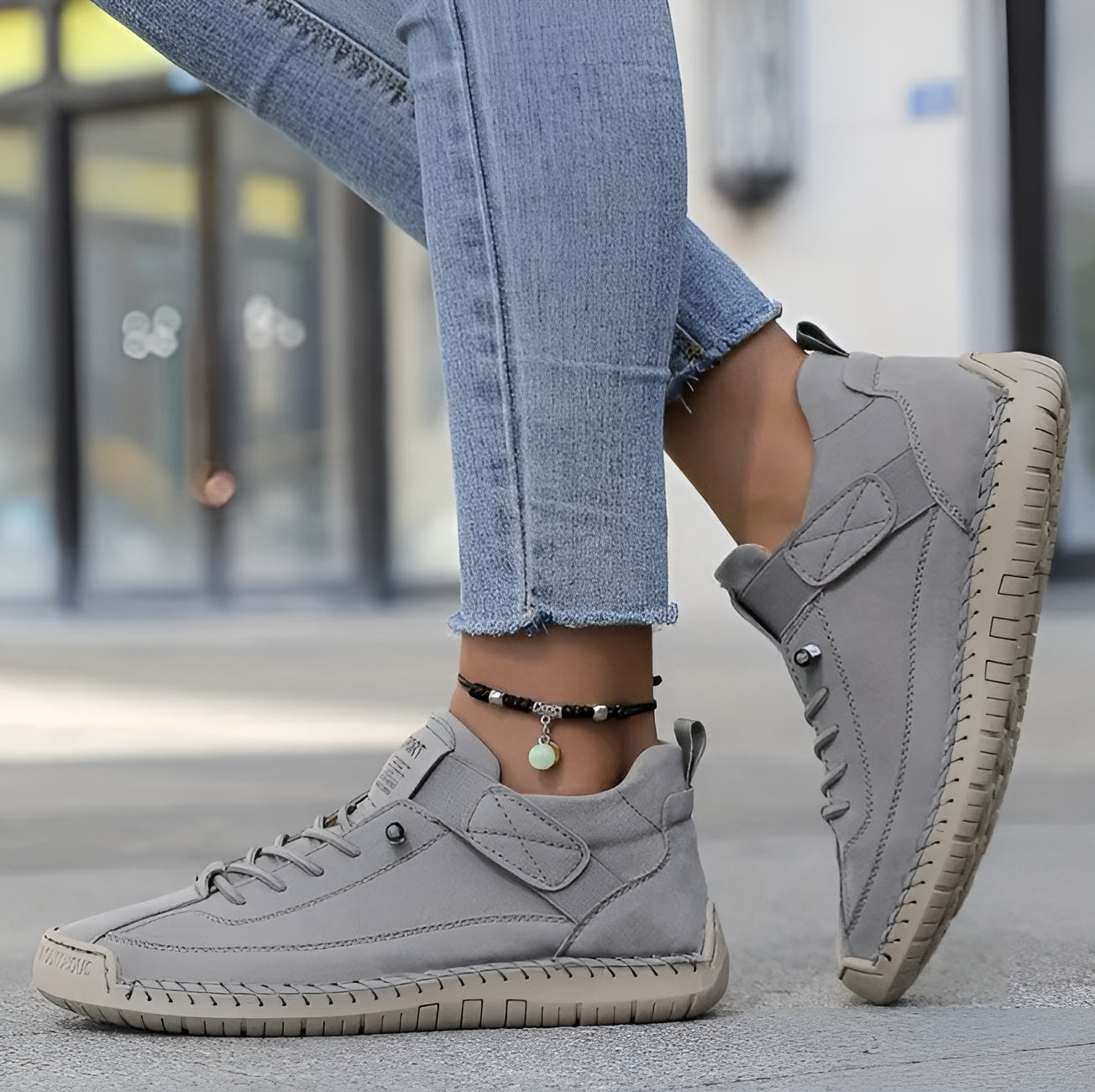 Grey / 12