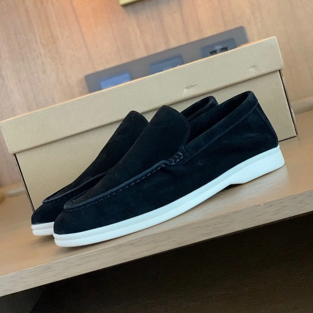 Black / 11.5